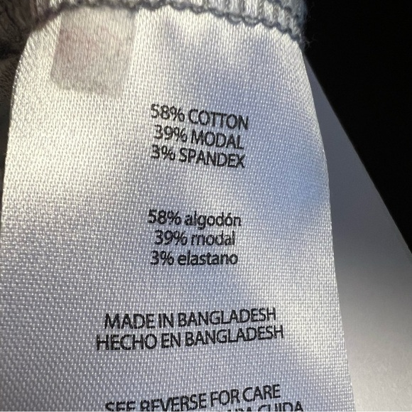 EDDIE BAUER GREY AND WHITE LONG SLEEVE V-NECK LADIES T-SHIRT - Picture 2 of 4